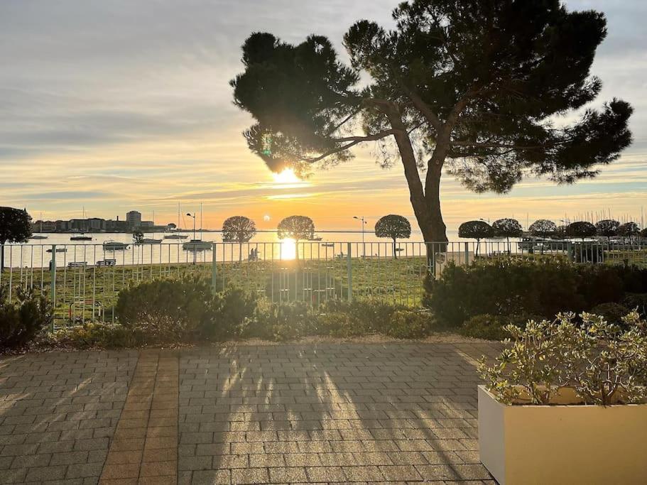 Superior Seaview Apt. With Pool Apartment *
