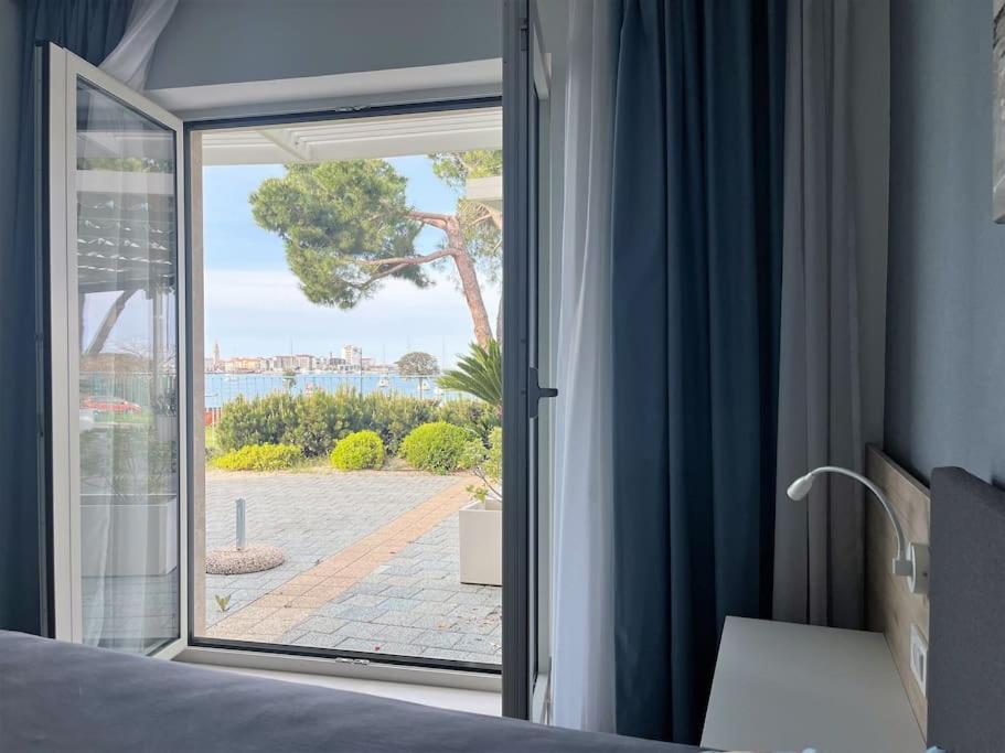 Superior Seaview Apt. With Pool Apartment Umag