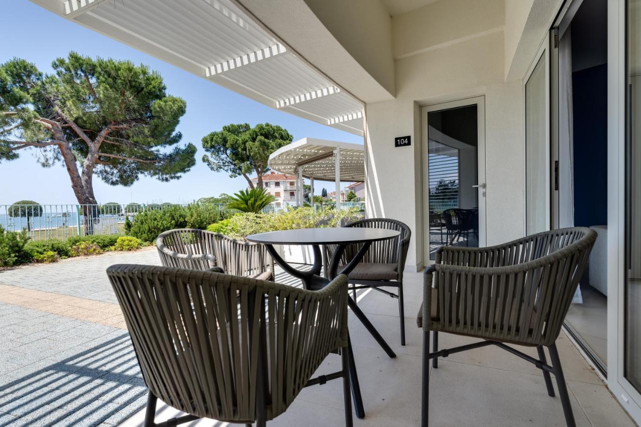 Apartment Superior Seaview Apt. With Pool *