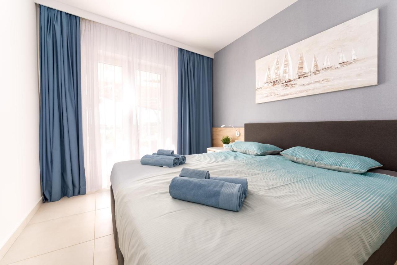 Superior Seaview Apt. With Pool Apartment Umag