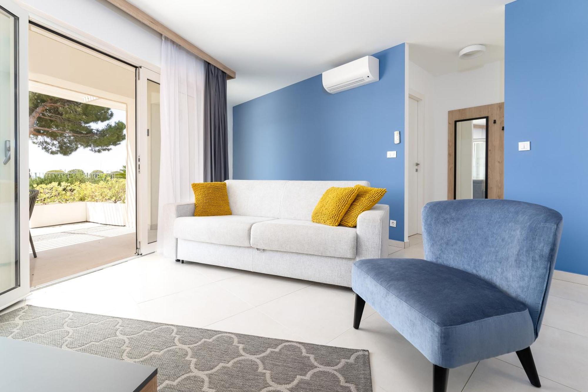 Superior Seaview Apt. With Pool * Umag